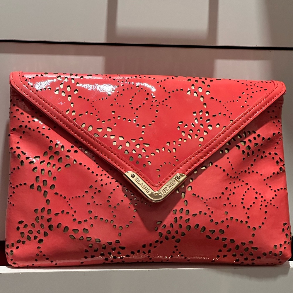 Elaine Turner Bella clutch